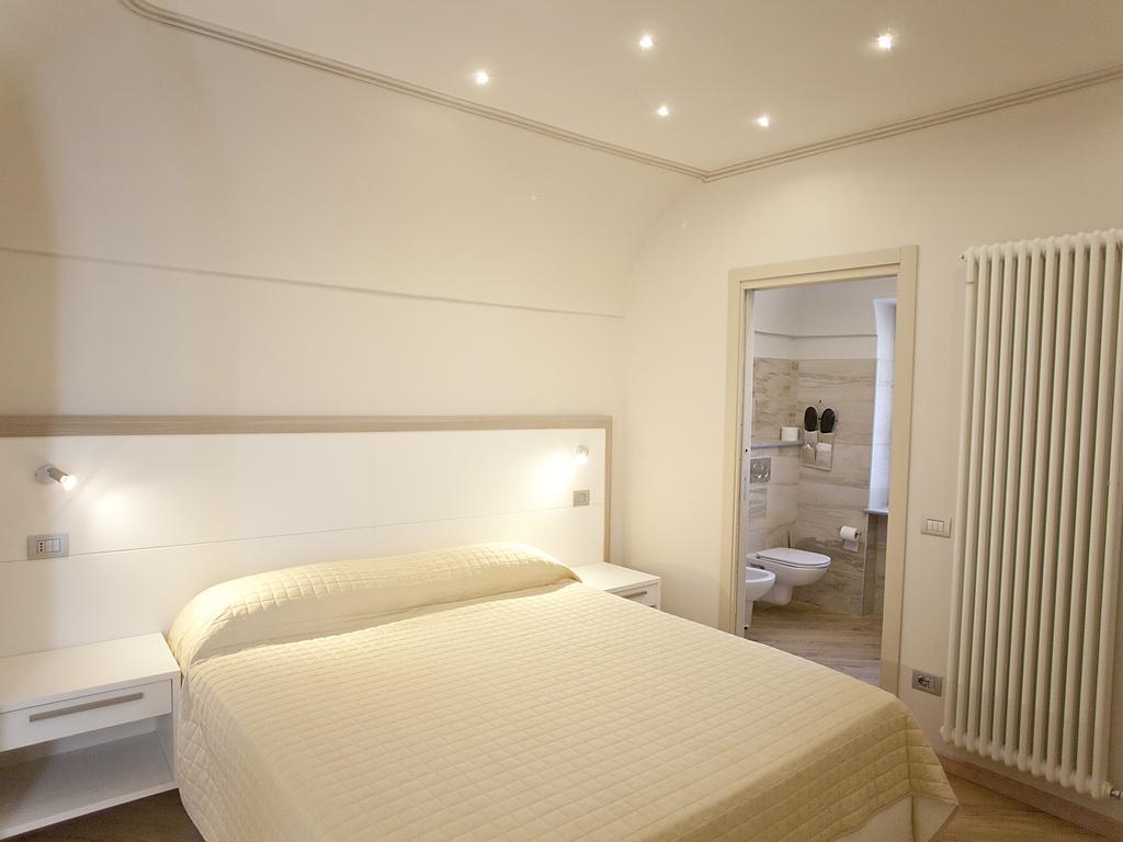 La Rocca Bed & Breakfast Carrù Dış mekan fotoğraf